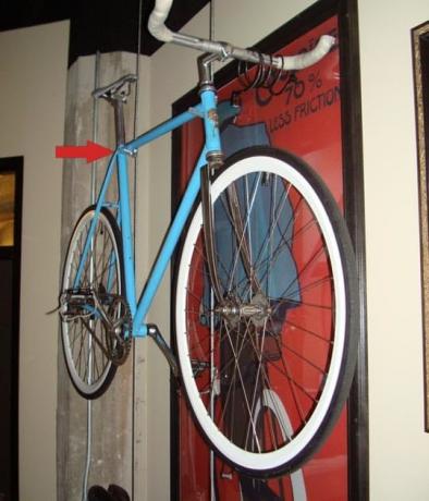 DIY upphängda cykelställ