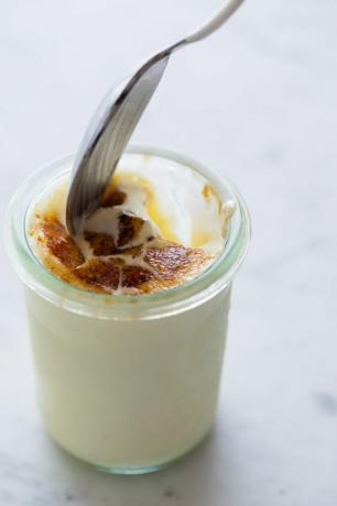 Crème Brlée aus gefrorenem Vanillepudding