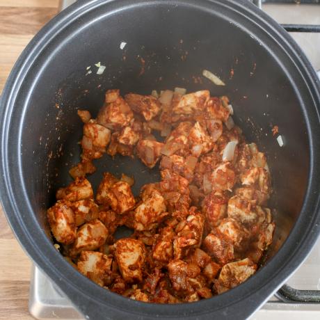 Spicy crockpot chicken curry 6