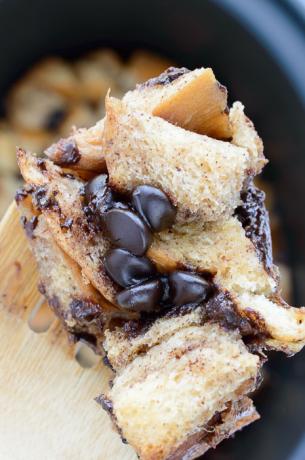 „Crock-Pot-Chocolate-Chip-French-Toast-2“