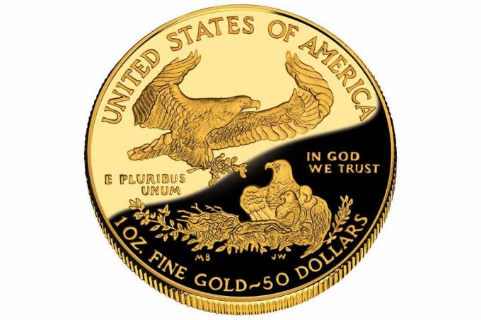 Moneda de lingotes de águila de oro de los Estados Unidos.