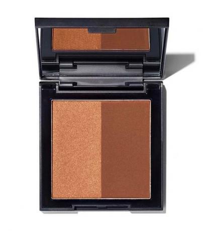 Pertunjukan Morphe Brontour