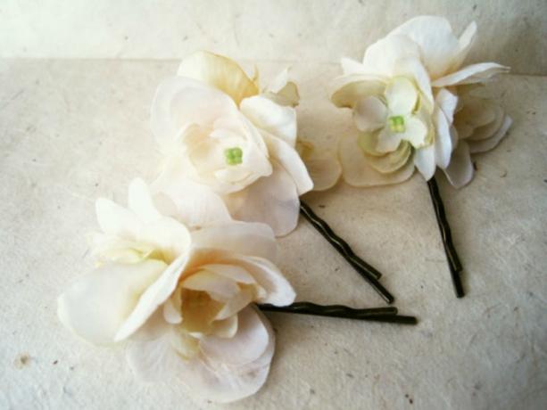 Zatiči za lase iz svilenega cvetja