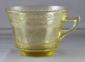 גביע ענבר פטריציאן צהוב