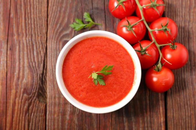 Můžete zmrazit rajčatovou polévku