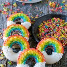 Regenboog donuts