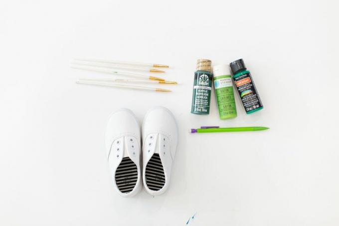 Materialer for å lage malte sko