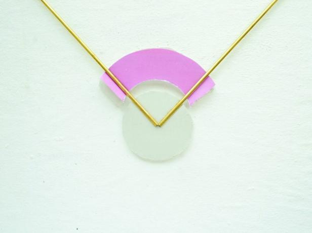 DIY Geometrický mosazný náhrdelník