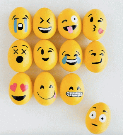 Emoji a pictat pietre