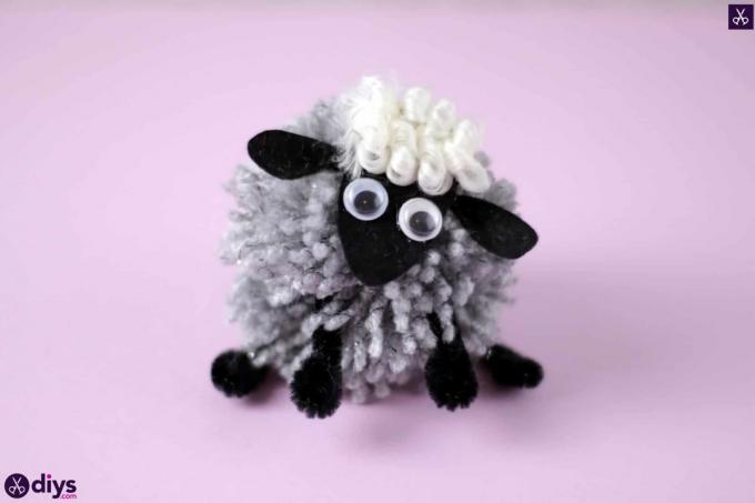 Diy მხიარული pom pom ცხვარი ბავშვებისათვის გიჟები craft