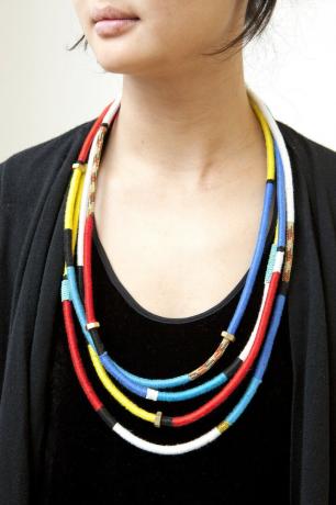 collana di corda colorata