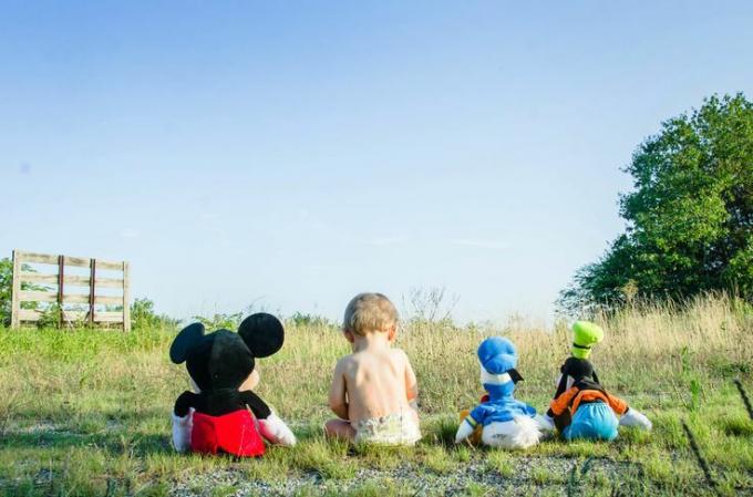Ideea de fotografiere a familiei Disney